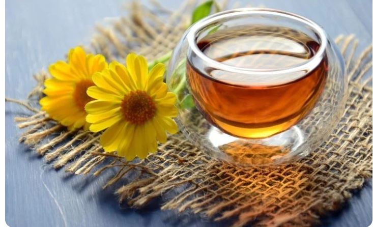 10 Công thức trà dưỡng nhan đơn giản, hiệu quả tại nhà